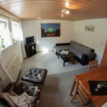 Ruhige Und Gemuetliche Ferienwohnung In Calden Ngoại thất bức ảnh